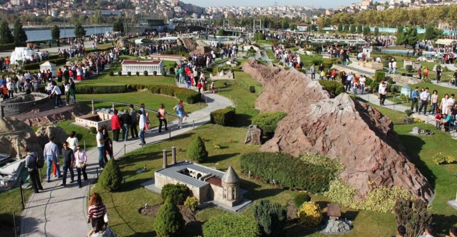 Istanbul: Miniaturk Museum & Shopping Tour - Tour Overview