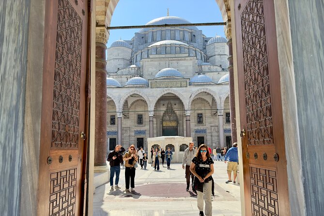 Istanbul Old City: Basilica Cistern - Blue Mosque - Grand Bazaar - Historic Sights of Old Istanbul
