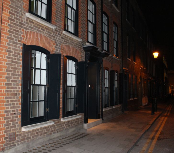 Jack The Ripper Tour in Londons East End - Exploring East Ends Dark History