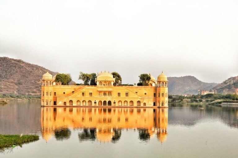 Jaipur: Private Full-Day Tour of Amer Fort and Jaipur City