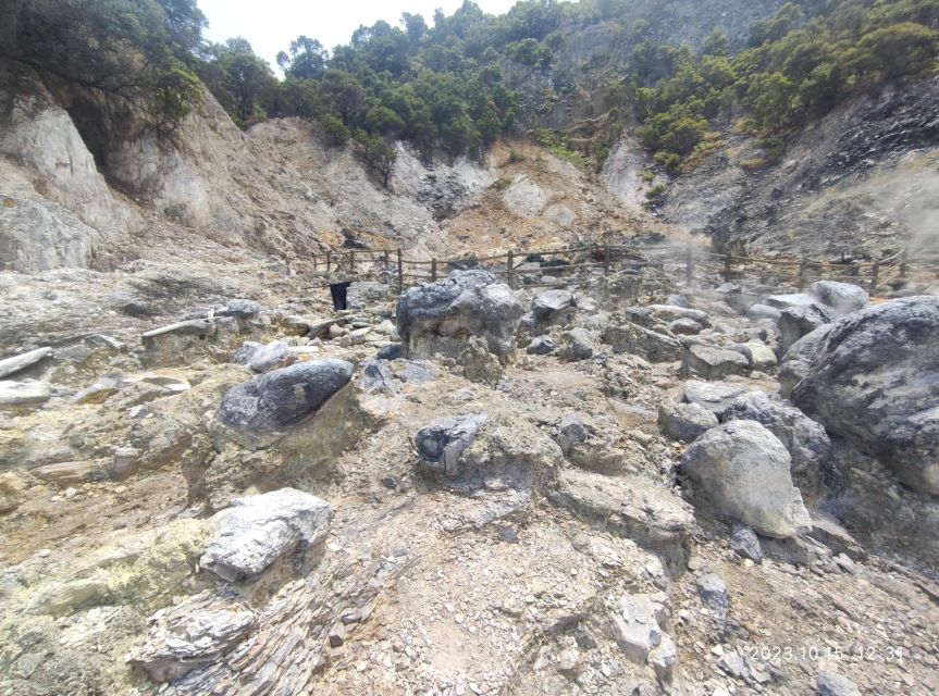 Jakarta: Active Volcano, Domas Crater, and Fun Rafting Tour - Tour Overview