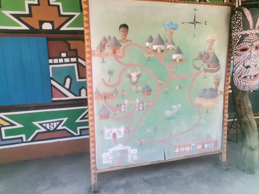 Johannesburg: Lion Park Safari and Cultural Village Tour
