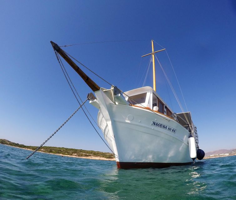 Kaiki Cruise to Antiparos & Despotiko Including BBQ Lunch