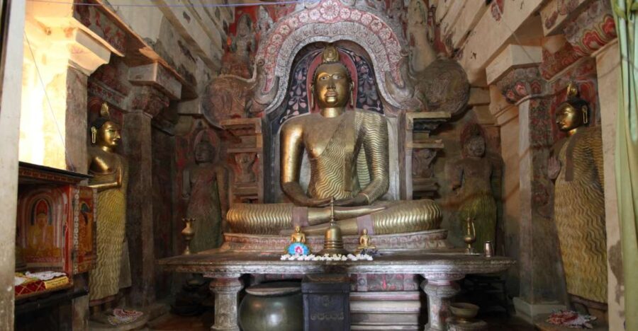 Kandy: Historical Three Temples All-Inclusive Tour