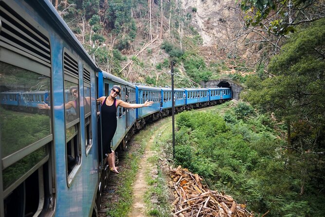 Kandy to Ella Train Reserved Seat Tickets - Included Services