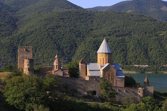 Kazbegi PRIVATE MOUNTAIN Tour + GERGETI FOR FREE