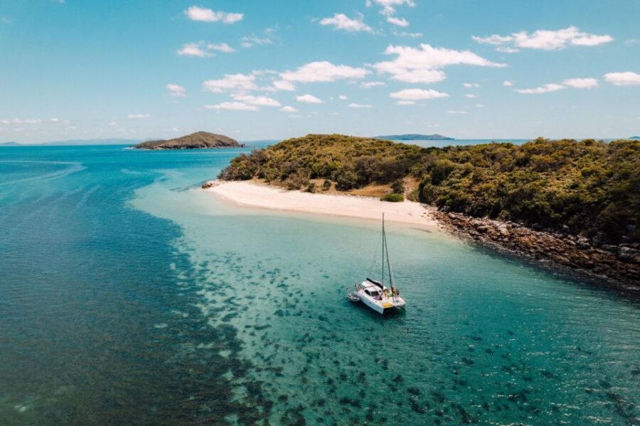 Keppel Islands: Sunset Cruise W/ Cheese Platter & Champagne