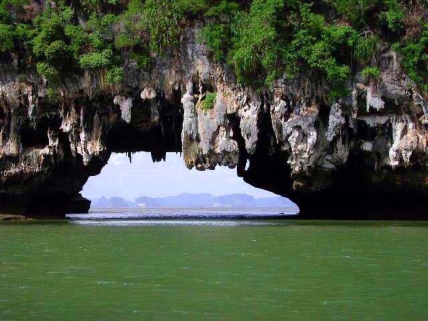 Khao Lak: Private Long-Tail Boat Trip to James Bond Island