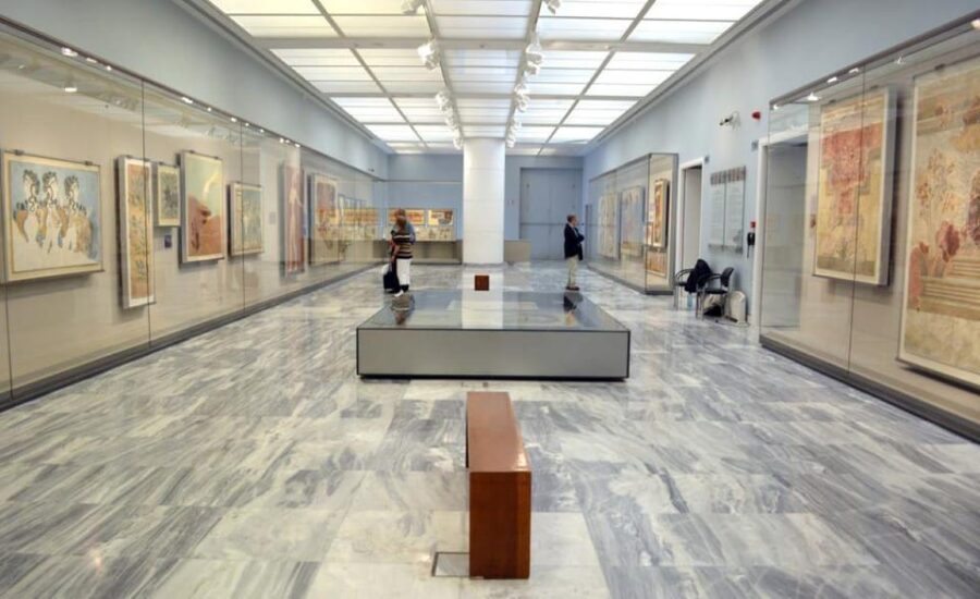 Knossos Minoan Palace & Archaeological Museum From Heraklion