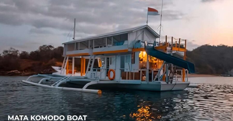 Komodo Tour : 2 Day 1 Night With Private Boat - Liveaboard - Tour Overview and Pricing