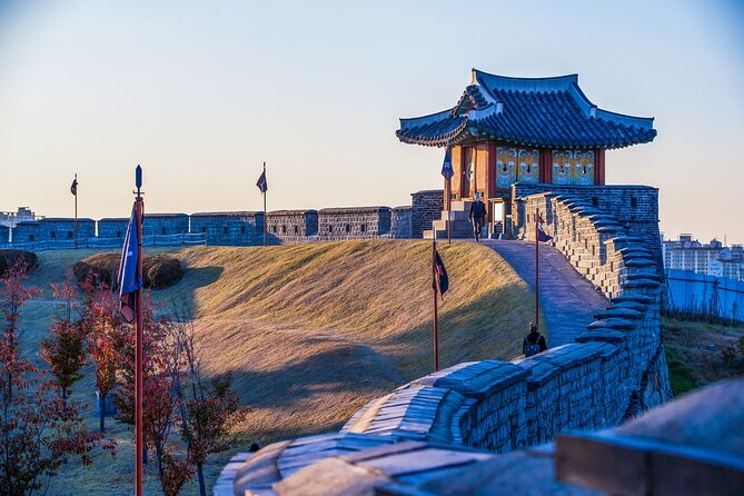 Korean Folk Village and Suwon Hwaseong Fortress Day Tour(EG Tour)