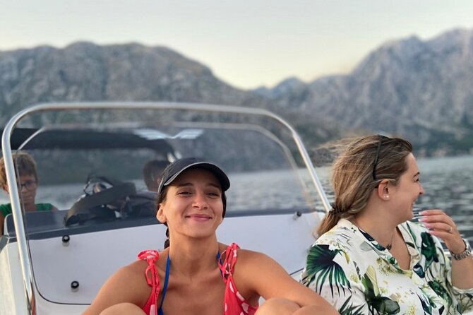 Kotor Sunset Group Tour: Lady of the Rocks and Perast(1.5hr)