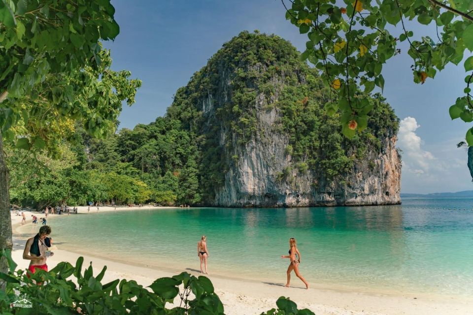 Krabi Hong Island By Luxury Vintage Boat