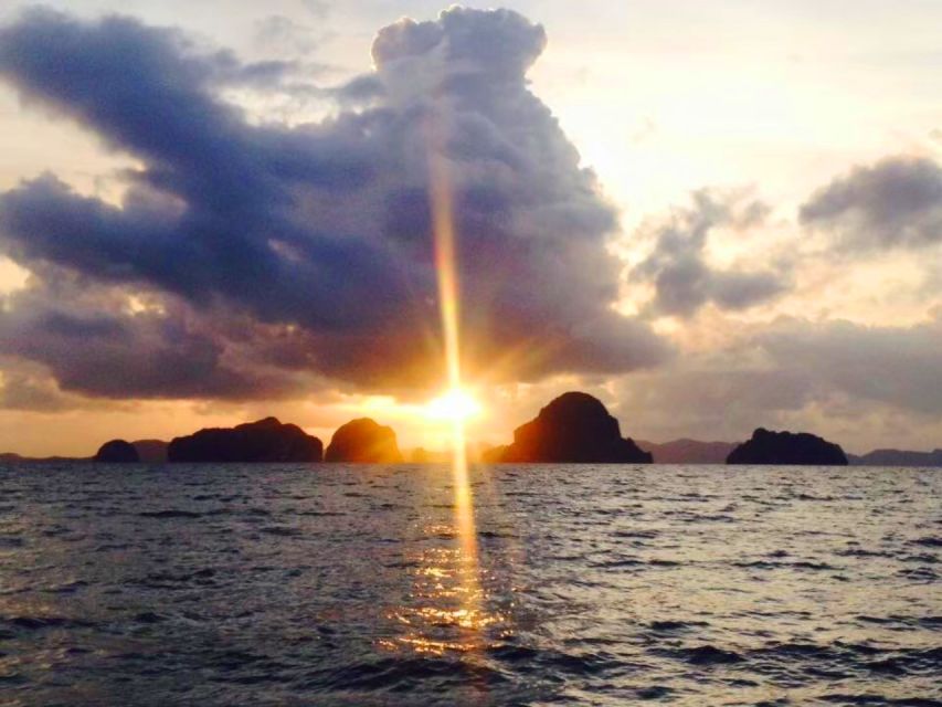 Krabi: Kayaking Sunset at Ao Thalane Tour With BBQ Dinner