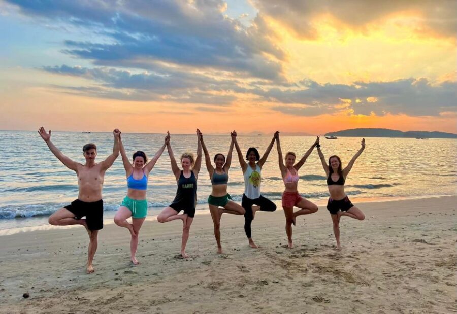 Krabi: Sunset Yoga Balance Join-in Class - Activity Overview