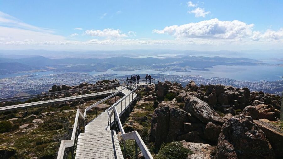 Kunanyi & Mt Wellington Explorer Bus: One-Way Bus Pass