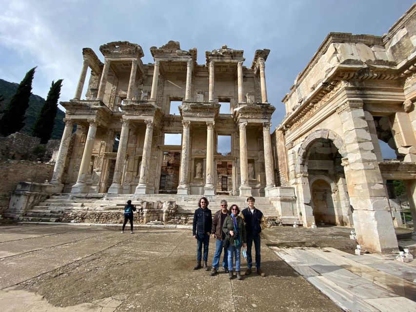 Kusadasi: Ephesus and Artemis Skip-the-line Small Group Tour