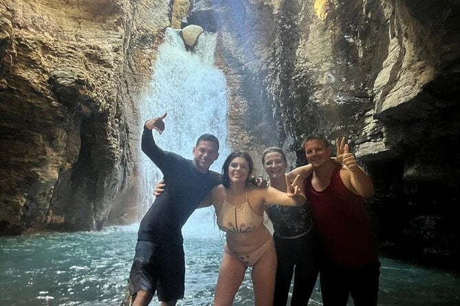 La Leona Waterfall Adventure Hike (Private Tour) - Tour Overview