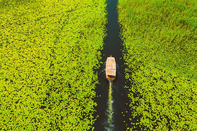 Lake Skadar: Guided Panoramic Boat Tour to Kom Monastery