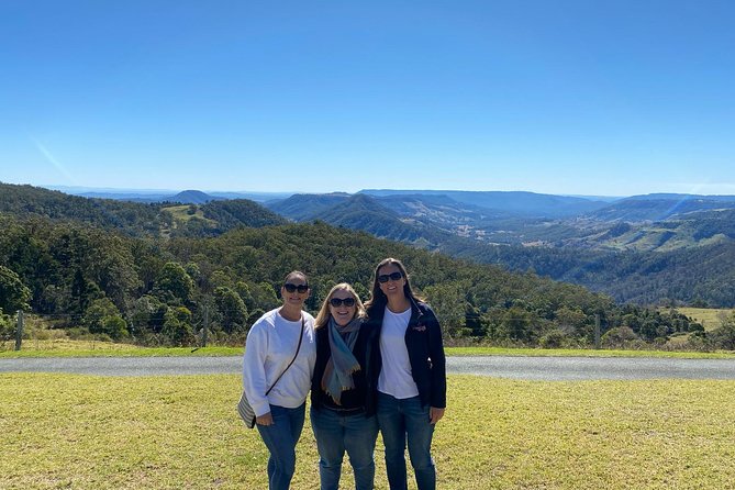 Lamington National Park, OReillys & Vineyard Tour