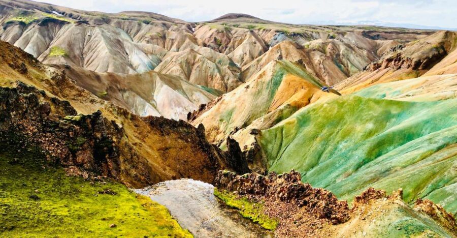 Landmarks From Above: Helicopter Tour With Geothermal Bath
