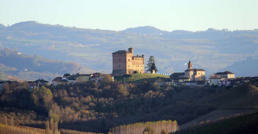 Langhe / Barolo / Alba – Tour in Ferrari