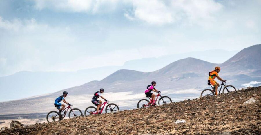Lanzarote: Guided Mountain Bike Tour