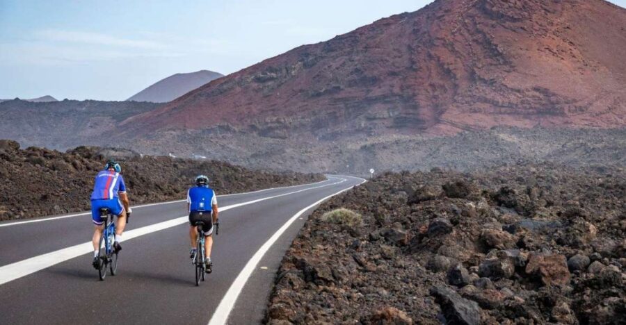 Lanzarote: Guided Road Bike Tour