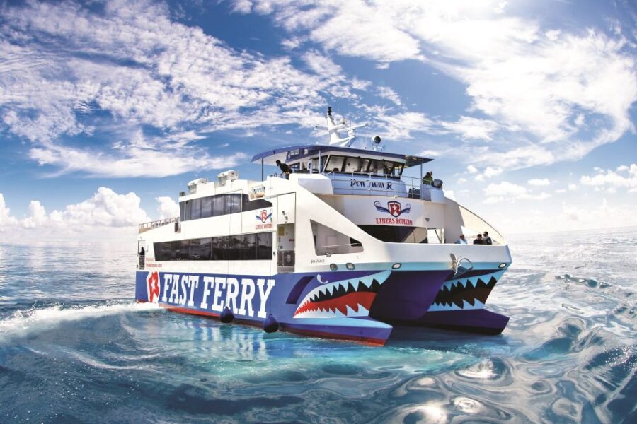 Lanzarote: Return or 1-Way Ferry to Fuerteventura With Wifi