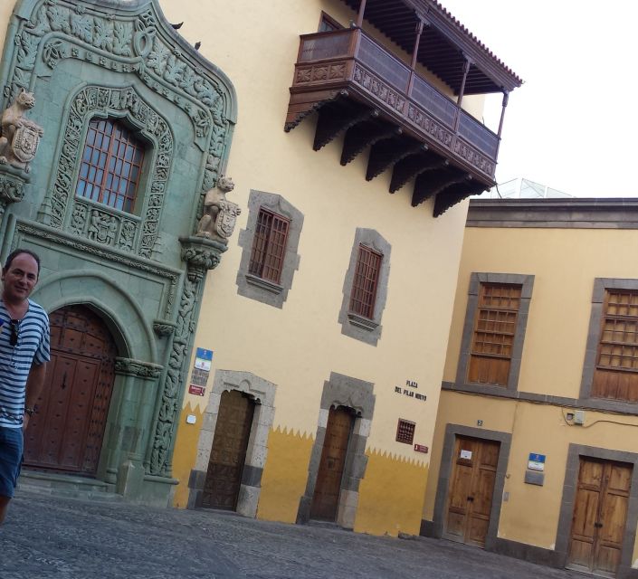 Las Palmas: Private Old City Guided Walking Tour With Tapas - Tour Overview and Pricing