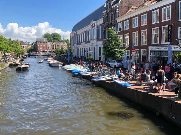Leiden: Paddleboard Rental to Explore Leidens Canals