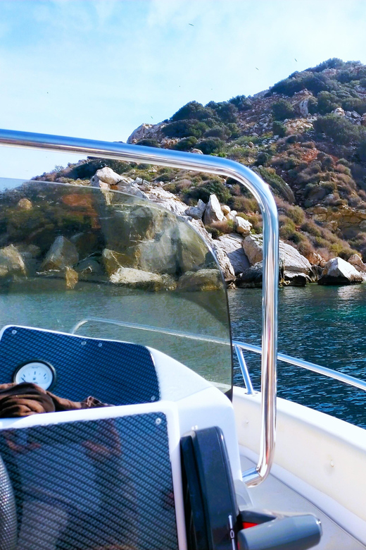 LESTARTIT: PRIVATE TOUR TO MEDIAS ISLANDS AND CALA MONTGÓ