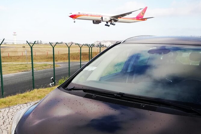 Lisbon Private Transfer to Airport Departures