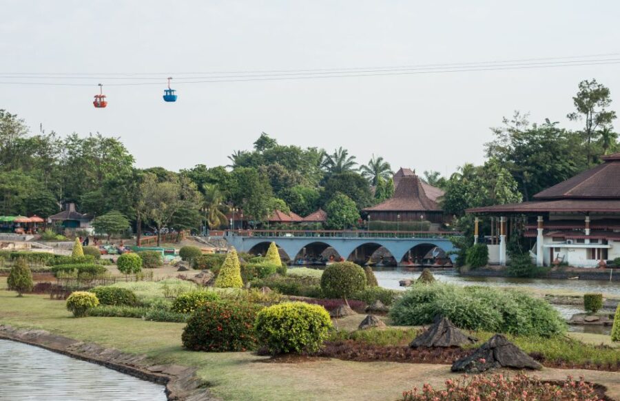Little Indonesia Tour