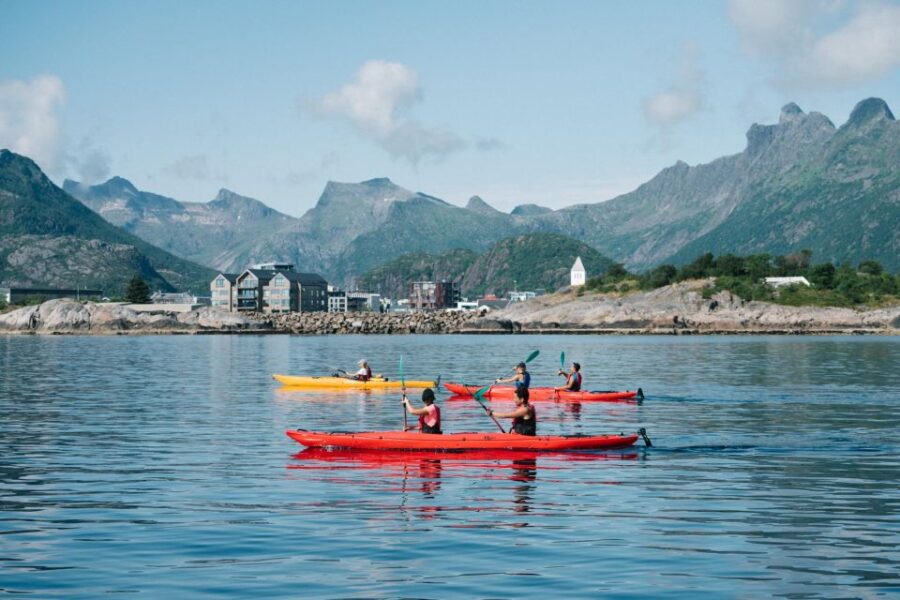 Lofoten: Guided Kayak Experience