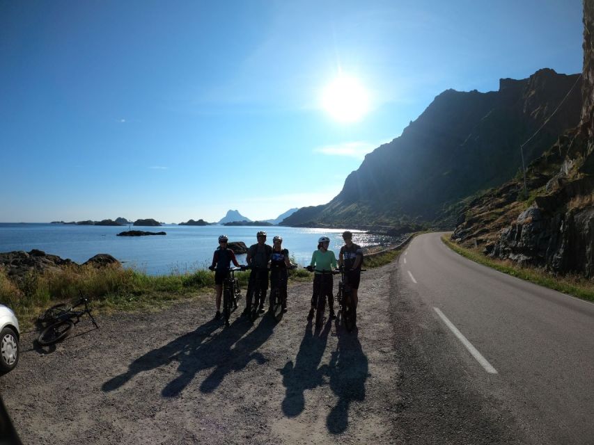 Lofoten Islands: Road Bike Scenic Tour
