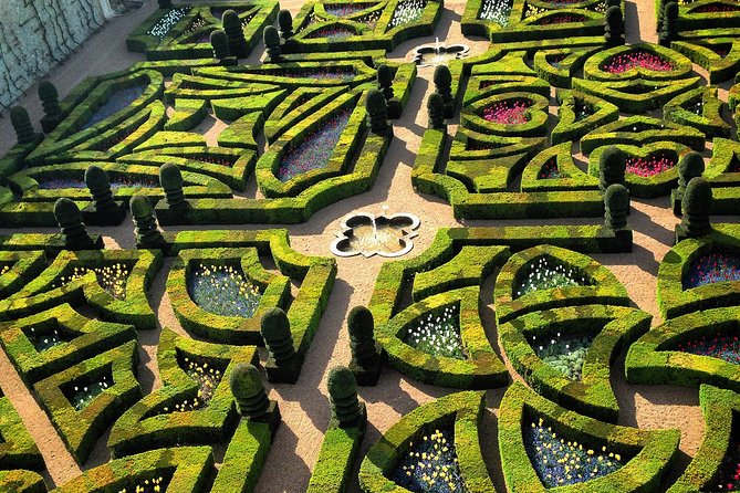 Loire Valley Day From Tours : Azay-Le-Rideau, Villandry, Winery