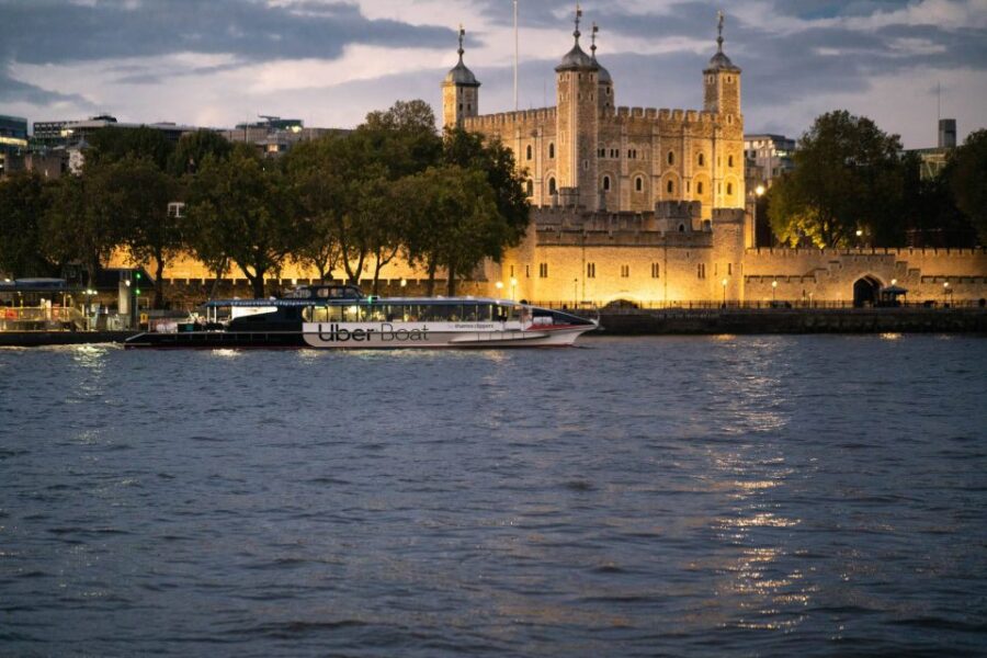London: Uber Boat Single Trip and London Cable Car - Thames Clipper Cruise Experience