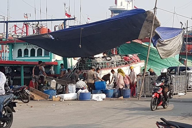 Look at Jakarta Local Experience Tour With Boating - Tour Overview and Highlights