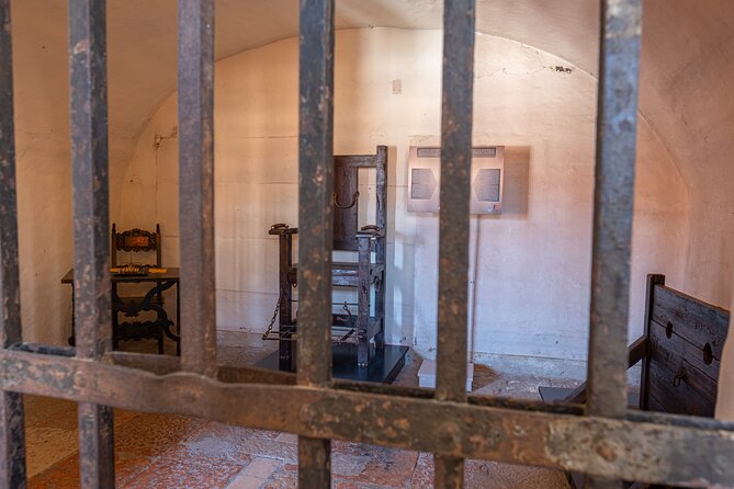 LORDS of the NIGHT PRISONS Palace: Cells and Torture Tools - Escorted Visit - Key Features of the Palace