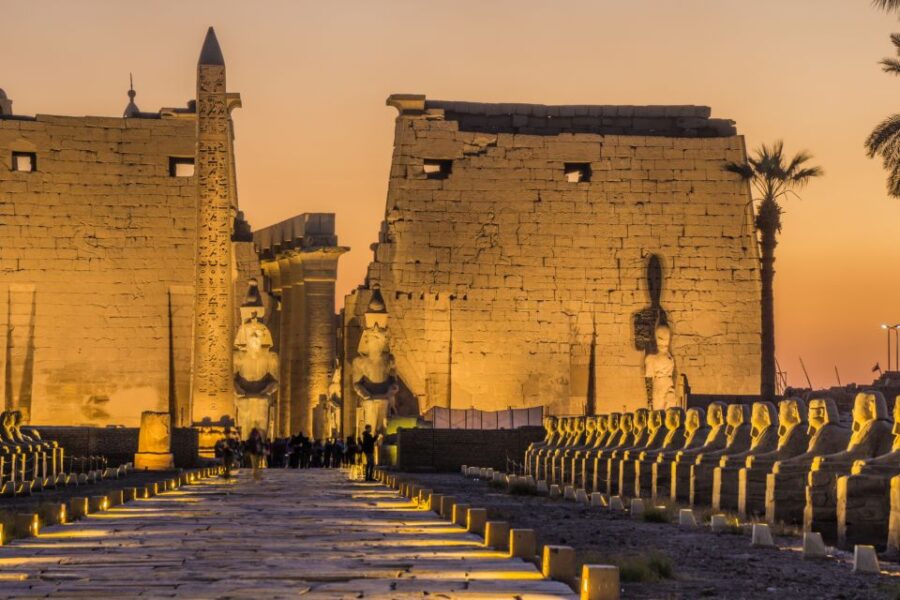 Luxor: Hot Air Balloon Ride With Full-Day Sights Tour