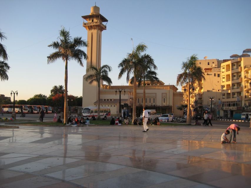 Luxor: Private Felucca Boat Trip With Hotel Pickup