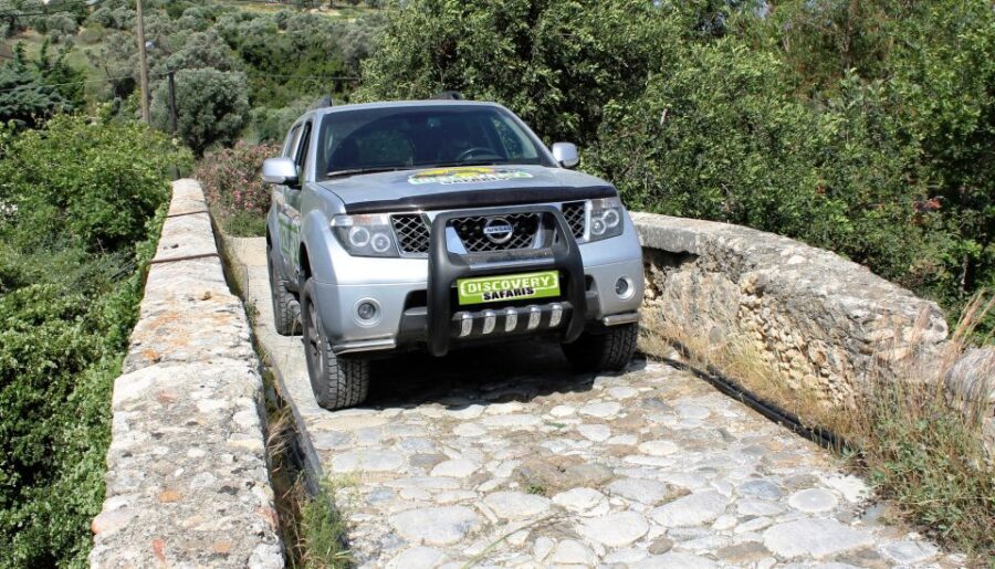 Luxury Jeep Safari to South Coast, Palm Beach and Canyons - Title and Price