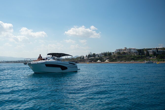 Luxury Private Charter on a Karnic SL800 - Experience the Karnic SL800