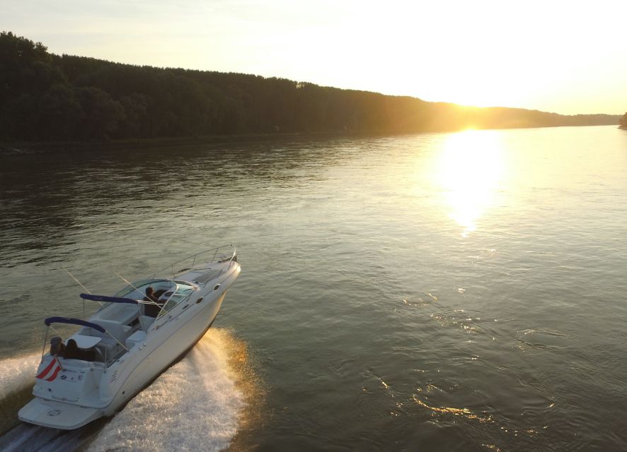 Luxury Yacht Experience on Danube in Vienna - Overview of the Luxury Yacht