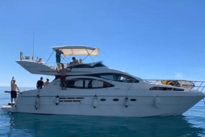 Luxury Yatch Trips + Open Bar + Tapas + Paddle Surf + Snorkel - Meeting and Pickup