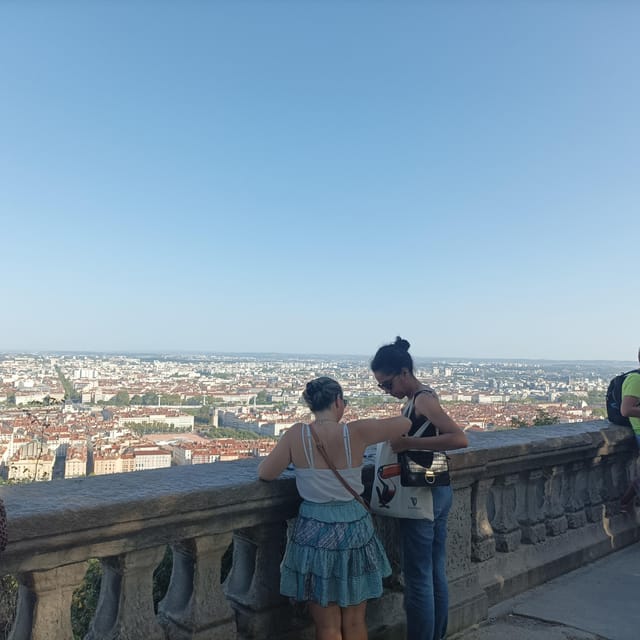 Lyon: Guided Tour of Fourvière Hill & Roman Ruins