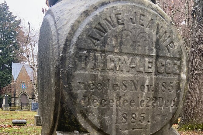 Macabre Ghost History of Portland, Oregon Walking Tour