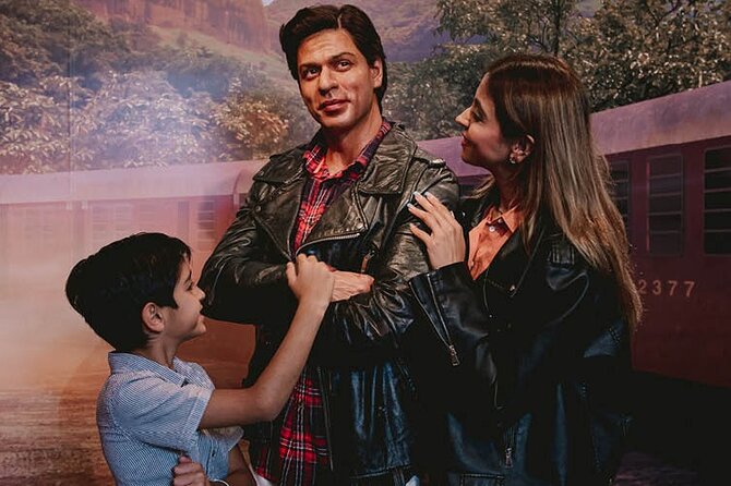 Madame Tussauds Sydney Entrance Ticket - Location and Admission