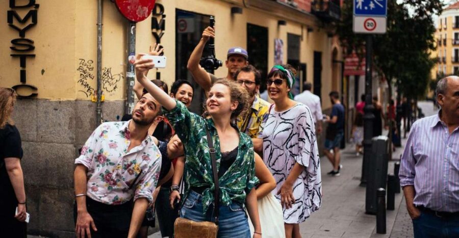 Madrid: 2-Hour Private City Tour Off the Beaten Track